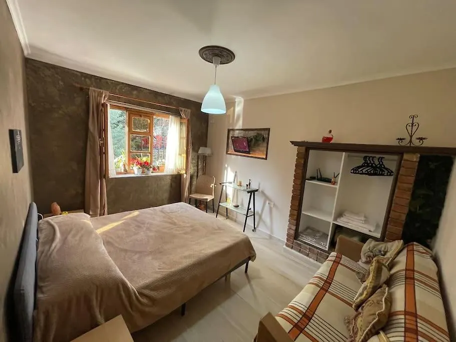 Central Cozy Apartment Old Train Station Tirana 0*,